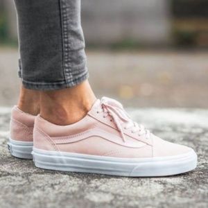 Vans Old Skool Suede Sneaker in Peachskin (rare)